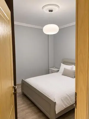 Apartament 2+1 me qera në Sheshi Skënderbej, Tiranë, 80 m². Foto 3 nga 12