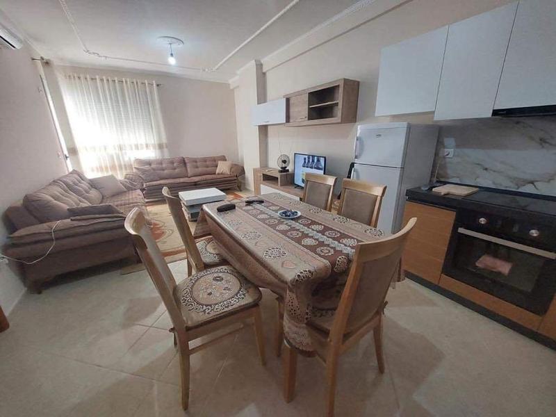 Appartamento 1+1 in affitto a Rruga Transballkanike, Valona, 64 m²