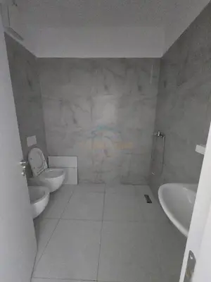 Appartamento 1+1 in affitto ad Univers City, Tirana, 60 m². Foto 4 di 4