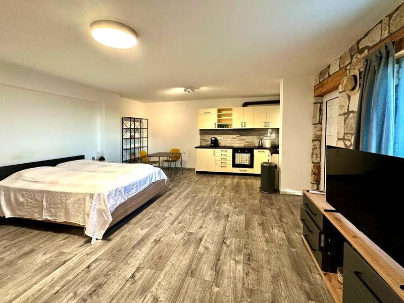 Vilë garsoniere në shitje në Shetitorja sarande, Sarandë, 395 m². Foto 9 nga 11