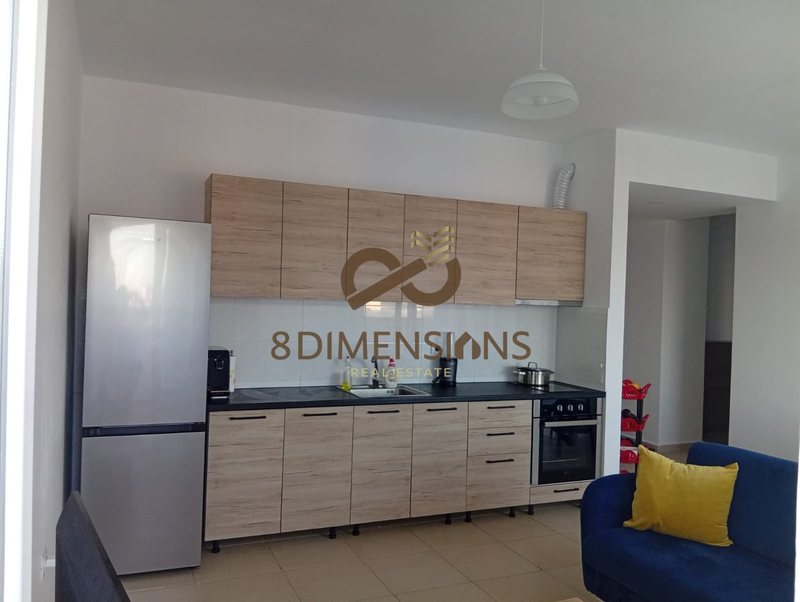 Appartamento 2+1 in vendita a Kombinat, Tirana, 160 m²