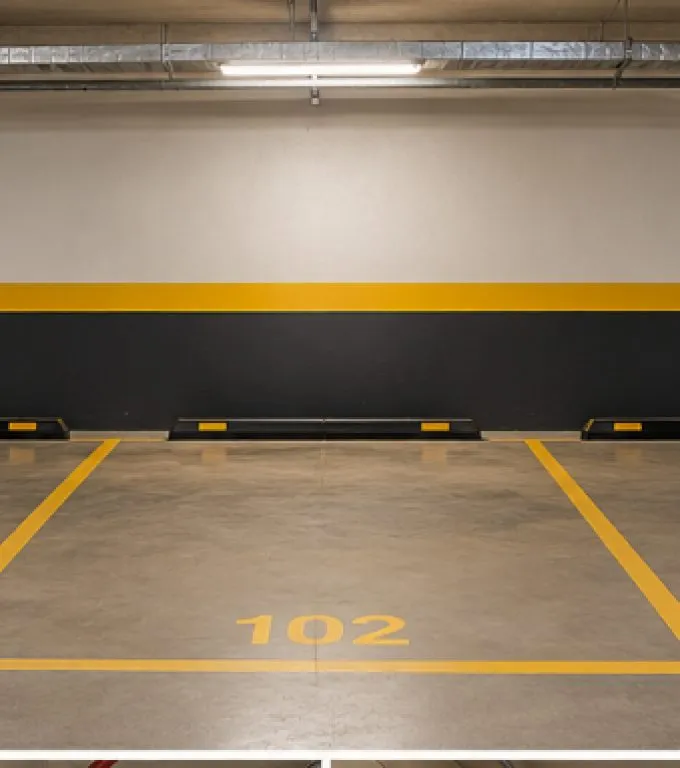 Posto auto in vendita a Linzë, Tirana, 45 m². Foto 1 di 3