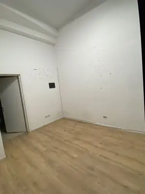 Negozio in affitto ad Astir, Tirana, 26 m². Foto 4 di 4