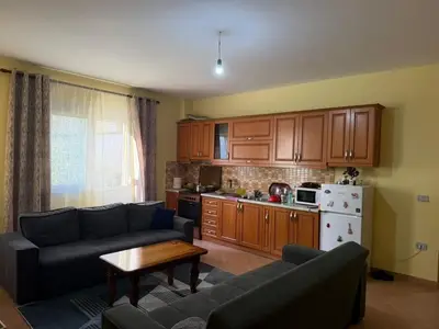 Apartment 1+1 for sale in Shkolla e Muzikes, Vlorë, 70 m². Photo 3 of 7