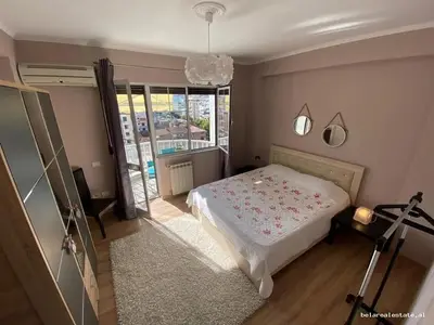 Appartamento 3+1 in affitto a Blloku, Tirana, 250 m². Foto 10 di 12
