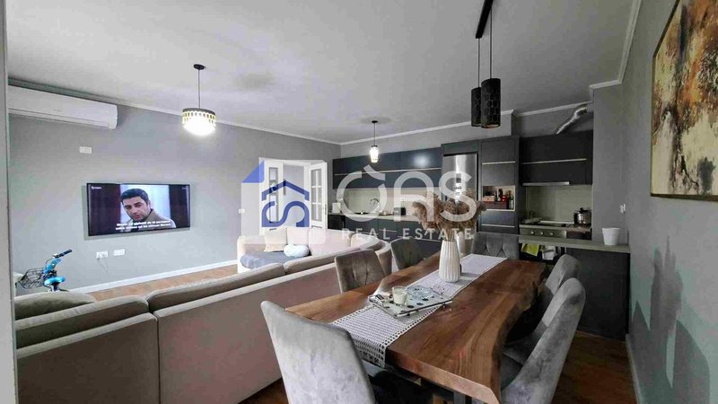 Apartament 2+1 me qera në Don Bosko, Tiranë, 120 m²