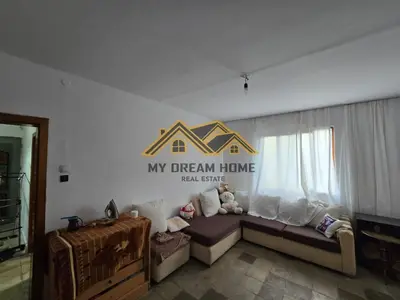 Apartament 2+1 në shitje në Stacioni i Trenit, Durrës, 75 m². Foto 8 nga 9