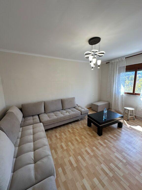 Appartamento 1+1 in vendita a Rruga Irfan Tomini, Tirana, 60 m²