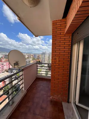 Apartament 2+1 me qera në Toptani, Tiranë, 103 m². Foto 8 nga 10