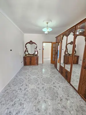 Apartament 2+1 në shitje në Pallati i Sportit Ramazan Njala, Durrës, 76 m². Foto 7 nga 12