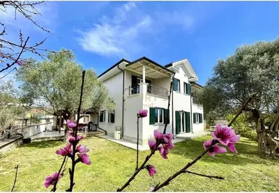 Villa in vendita a Mullet, Tirana, 1.200 m². Foto 2 di 10