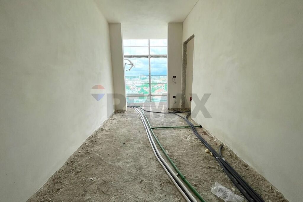 Apartment for sale in Ali Demi, Tirana, 83 m². Photo 2 of 3
