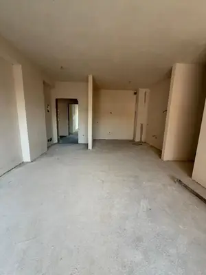 Apartament 2+1 në shitje në Ish Parku i Autobusëve, Tiranë, 135 m². Foto 3 nga 11