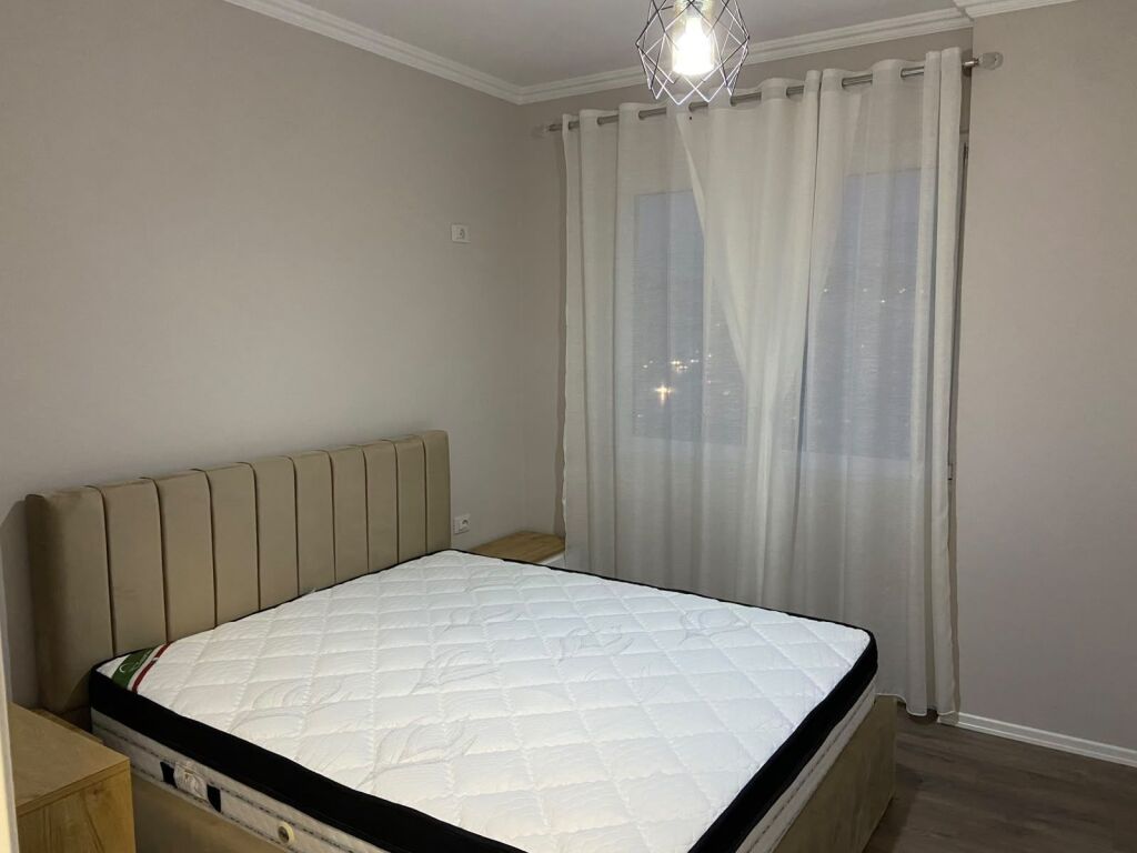 Apartment 2+1 for rent in Sauk, Tirana, 85 m². Photo 2 of 3