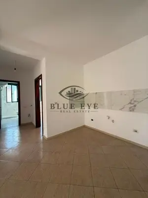 Apartament 2+1 në shitje në Plazh, Durrës, 88 m². Foto 3 nga 8