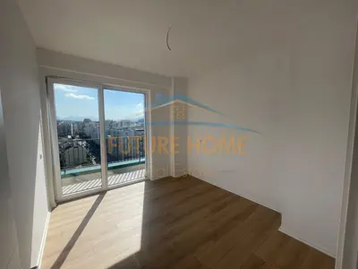 Apartament 3+1 në shitje në Komuna e Parisit, Tiranë, 137 m². Foto 8 nga 9
