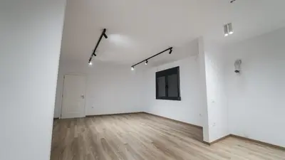 Commercial space for rent in Lulishtja, Durrës, 202 m². Photo 9 of 12