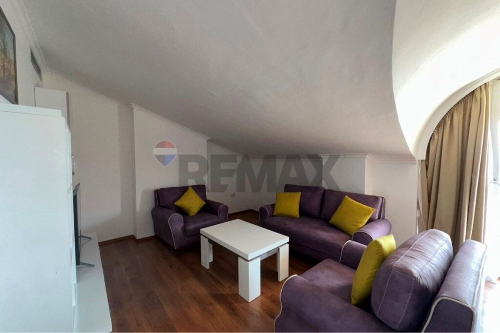 Apartment for sale in Farkë, Tirana, 102 m². Photo 1 of 3