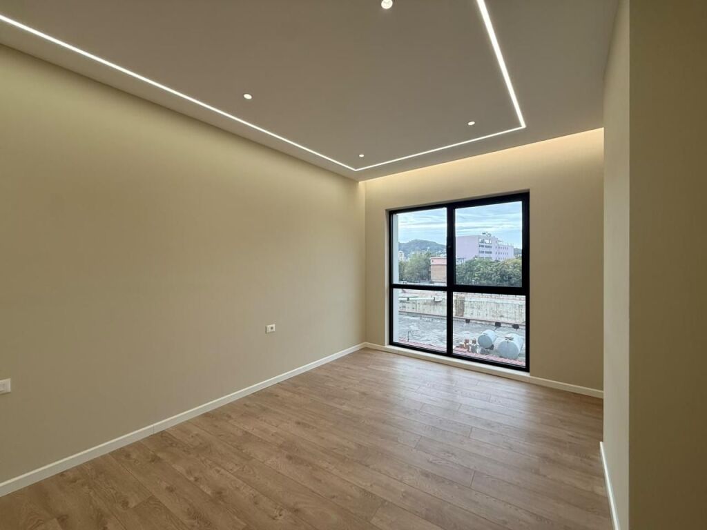 Appartamento 2+1 in vendita a Vasil Shanto, Tirana, 118 m². Foto 3 di 3