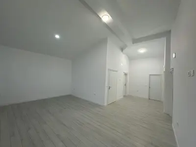 Villa in affitto a Mjull Bathore, Tirana, 500 m². Foto 3 di 10