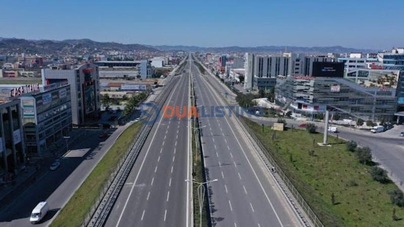 Magazzino in vendita a Autostrada Tirane - Durres, Tirana, 2.120 m²