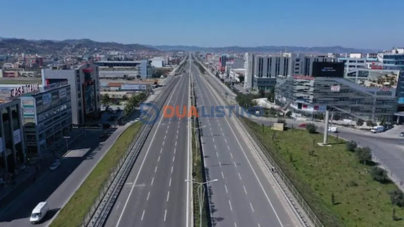 Warehouse for sale in Autostrada Tirane - Durres, Tirana, 2,120 m²