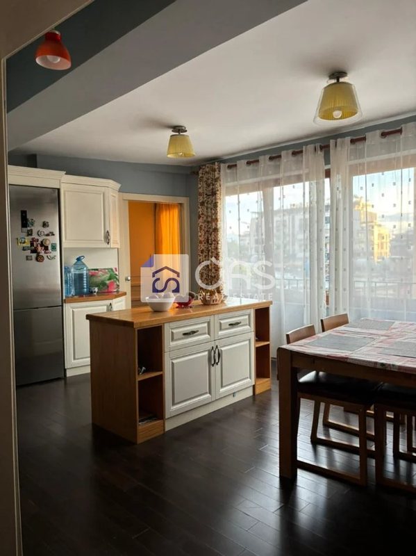 Appartamento 3+1 in affitto a Toptani, Tirana, 125 m²
