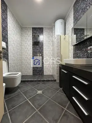 Apartament 1+1 me qera në Komuna e Parisit, Tiranë, 77 m². Foto 3 nga 4