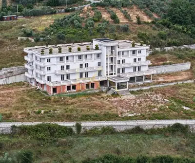Ambient biznesi në shitje në Maminas, Durrës, 4 000 m². Foto 4 nga 5