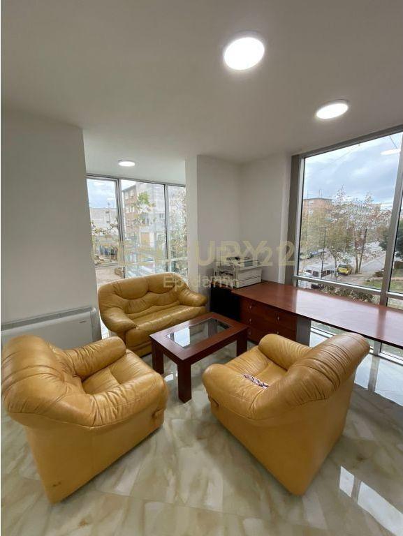 Commercial space for rent in Lagjja 16, Durrës, 159 m²