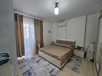 Apartament 1+1 me qera në Rruga e Bogdanëve, Tiranë, 86 m². Foto 6 nga 8