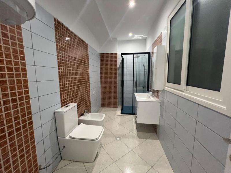Apartament 2+1 në shitje në Bulevardi Vlore-Skele, Vlorë, 129 m². Foto 9 nga 12