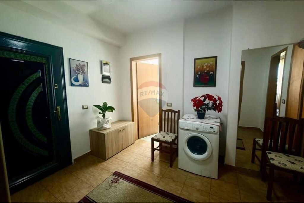 Apartment for rent in Laprakë, Tirana, 97 m². Photo 2 of 3