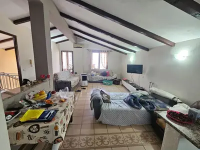 Apartament 3+1 në shitje në Rruga Mujo Ulqinaku, Durrës, 124 m². Foto 5 nga 12