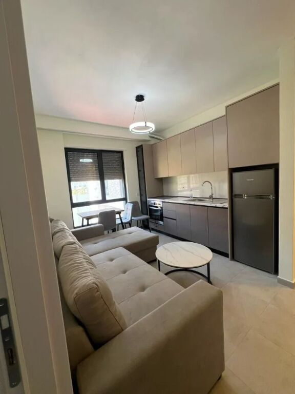 Appartamento 1+1 in affitto a Selvia, Tirana, 50 m². Foto 1 di 3