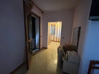 Villa studio for sale in Marikaj, Tirana, 300 m². Photo 3 of 12