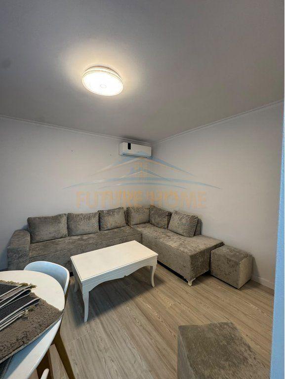 Apartament 1+1 me qera në Rruga e Dibrës, Tiranë, 56 m²