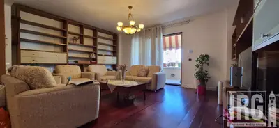 Apartament 3+1 me qera në Bulevardi Zhan D’Ark, Tiranë, 170 m². Foto 1 nga 10