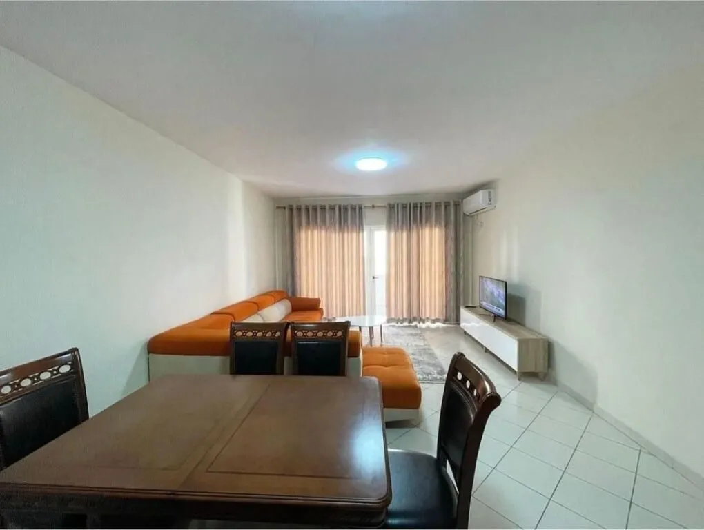 Apartament 2+1 me qera në Astir, Tiranë, 100 m². Foto 1 nga 11