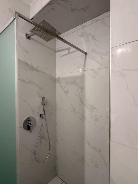 Apartament 1+1 me qera në Rruga Margarita Tutulani, Tiranë, 62 m². Foto 5 nga 8
