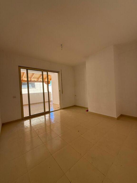 Apartament 2+1 në shitje në Qendra e Formimit Profesional ish URT Durres, Durrës, 140 m². Foto 2 nga 12