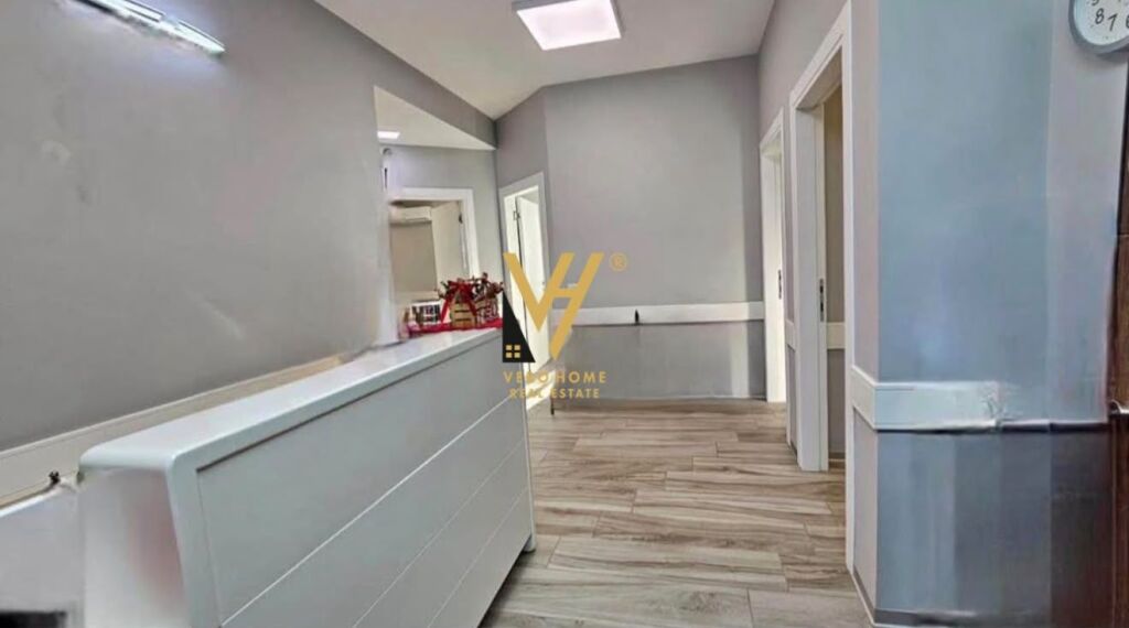Ambient biznesi me qera në Materniteti i Ri, Tiranë, 110 m². Foto 3 nga 3