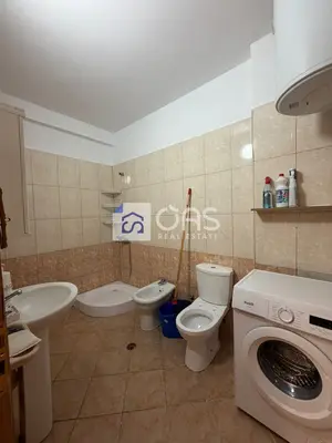 Apartament 2+1 me qera në Tregu Elektrik, Tiranë, 100 m². Foto 5 nga 6