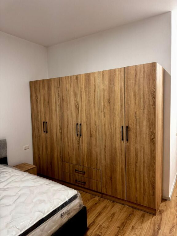Apartment 2+1 for rent in Square 21, Tirana, 100 m². Photo 3 of 3