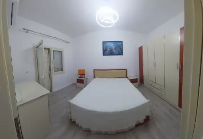 Casa indipendente 3+2 in affitto a Fresku, Tirana, 150 m². Foto 4 di 12