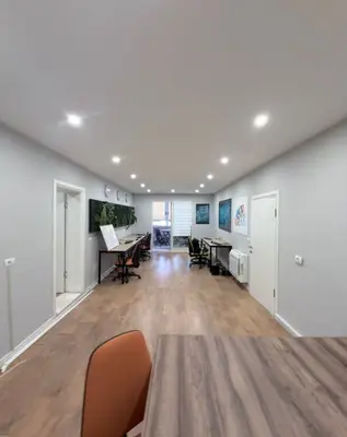 Ufficio in affitto a Rruga e Kavajës, Tirana, 110 m². Foto 1 di 8