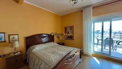 Apartament 3+1 me qera në Bulevardi Europa, Pogradec, 180 m². Foto 9 nga 11