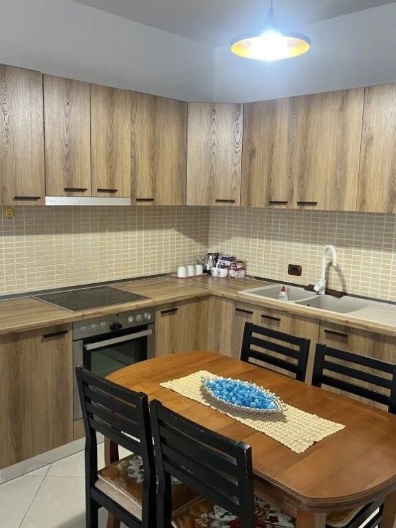 Apartament 2+1 me qera në Astir, Tiranë, 92 m². Foto 3 nga 3