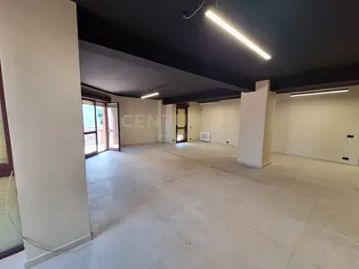 Office for rent in Torre Drin, Tirana, 150 m². Photo 2 of 9