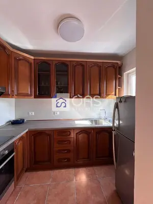 Apartament 2+1 me qera në Rruga e Elbasanit, Tiranë, 90 m². Foto 3 nga 8